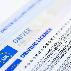 Gdzie wyrobić kartę kierowcy? Miejsca, dokumenty i koszty, które musisz znać