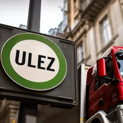 Rodzaje stref w Londynie – Przepisy i zasady obowiązujące dla samochodów