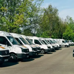 Jak zostać zawodowym kierowcą kat B – wymagania, koszty i perspektywy pracy