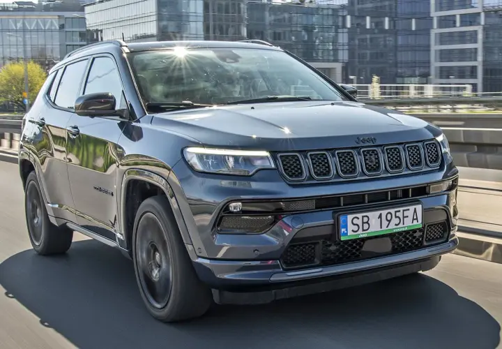 Jaki silnik wybrać do Jeep Compass: kompleksowy test wszystkich wersji