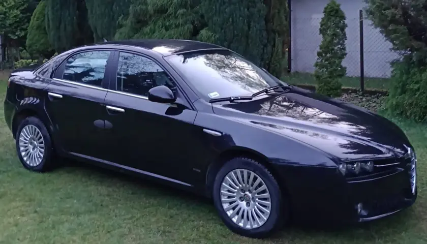 Alfa Romeo 159 – Opinie, recenzje i wady tego modelu
