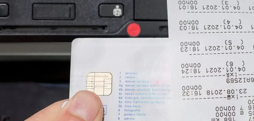 Jak sprawdzić status karty kierowcy i uniknąć problemów z prawem jazdy