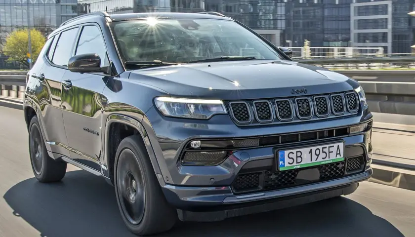 Jaki silnik wybrać do Jeep Compass: kompleksowy test wszystkich wersji