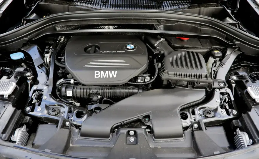 BMW X1: jak wybrać idealny silnik - kompleksowe porównanie i opinie