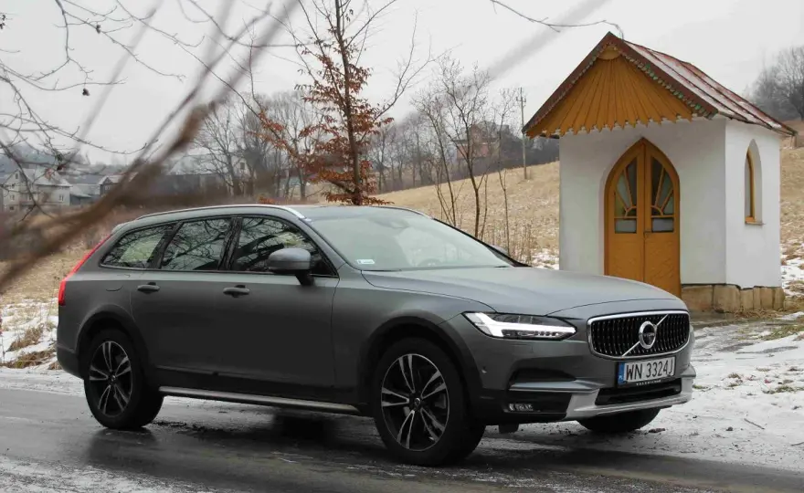 Opinie użytkowników na forum o Volvo V90 – Co warto wiedzieć 