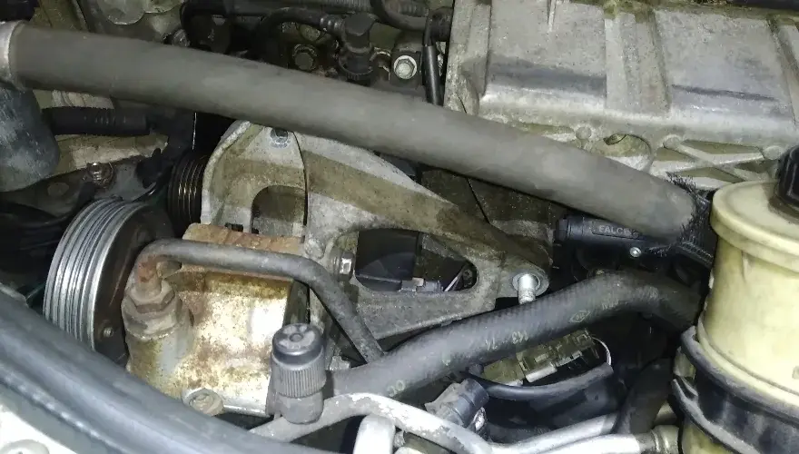 Jak wyjąć alternator Renault Scenic - uniknij kosztownych błędów