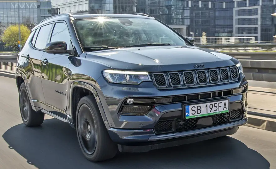 Jaki silnik wybrać do Jeep Compass: kompleksowy test wszystkich wersji
