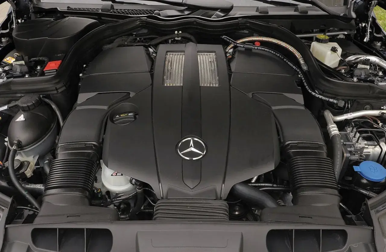 Jaki silnik wybrać do Mercedesa W212 - wszystko co musisz wiedzieć