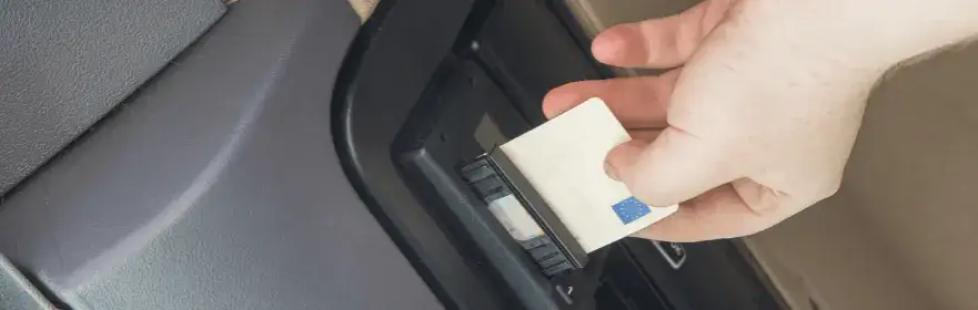 Zdjęcie Gdzie wyrobić kartę kierowcy? Miejsca, dokumenty i koszty, które musisz znać