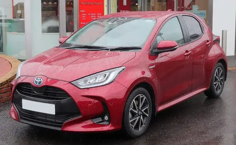 Zdjęcie Żywotność silnika Toyota Yaris 1.0 – Co warto wiedzieć o jego trwałości?